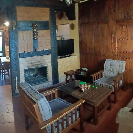 Casa Rural La Casa De Los Pollos Turrubuelo 외부 사진