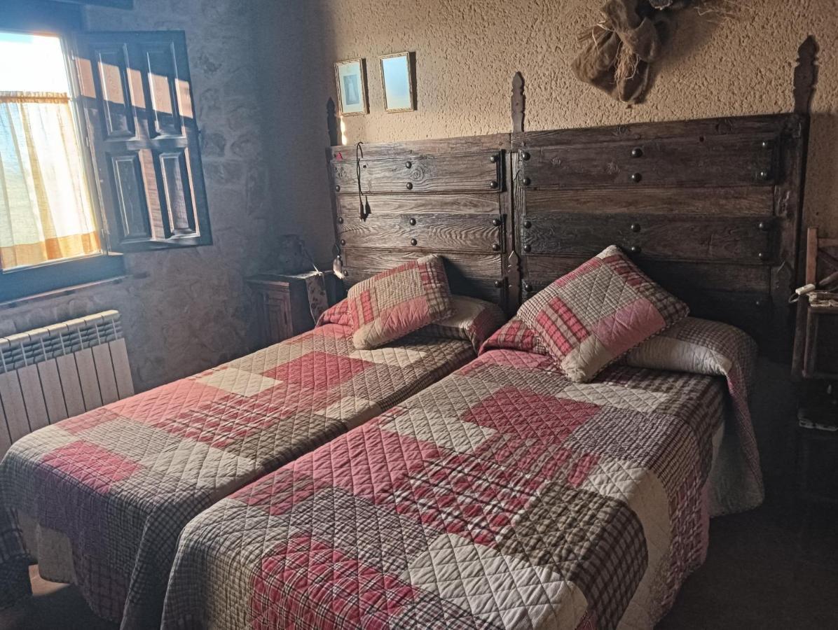 Casa Rural La Casa De Los Pollos Turrubuelo 외부 사진